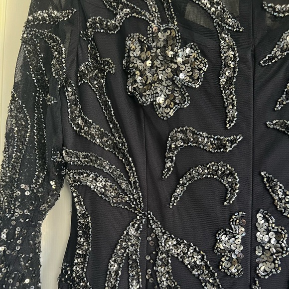 Adrianna Papell Long Sleeve Sequined Beaded Mesh Dress-Midnight Short - Picture 9 of 10